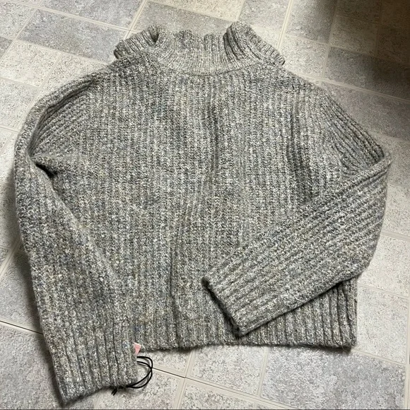 NWT Sincerely Jules Shawl Collar Cropped Sweater - Picture 4 of 6